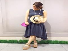 パールのロングネックレスで上品カジュアルに♪