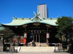 馴染みの新宿で初詣！新年会の前に皆で祈願しに行っちゃおう♪