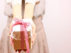 さりげなくアピールしたい人に。“告白ネイル”で想いを伝えて♡