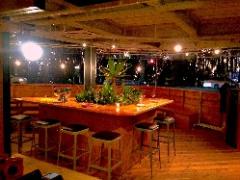 本日残業なし！ハッピーアワーはバリ安な福岡グルメ囲んで飲もう♪