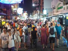 魅力たっぷりのバンコク観光で歩いて、食べて、発見しよう！