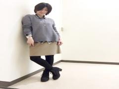 おしゃれにベージュ系スカートをコーデしたい！