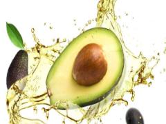 飲んで食べて塗れる。今一番に先取りしたいのは、アボカドオイル！