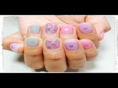 くすみパステルネイルで頑張りすぎず、でもかわいらしく