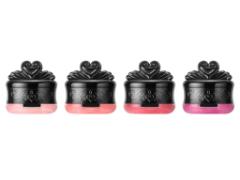 クリームなのにスポンジで”ぽんっ”ANNA SUIの新作クリームチークが可愛すぎると話題