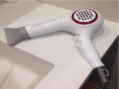 ドライヤーで顔のリフトアップも！？話題の「ヘアビューザー」が優秀すぎる