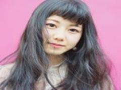 アイシャドウだけじゃない！Elegance CRUISEのネイルがかわいいとウワサ♡