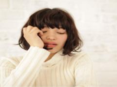 ヘビロテ率No.1！タートルネックをもっと可愛く着るメイクのHow to