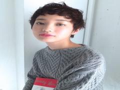 ボーイッシュな髪型が可愛い！短めショートであなたもイメチェン