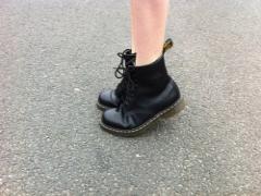 いちばんかわいい組み合わせ♡Dr.Martens×チェックの法則