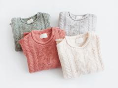 実は着回してます♡定番「ケーブル白ニット」の技ありコーデ、見本帳♭