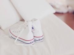 あなたはどれがスキ？しろ・黒・red のCONVERSEスニーカーでカジュアルgirl♡