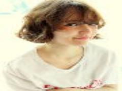 可愛い女の子はみんなくせ毛パーマにしてるみたい♡