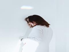 突然、お泊りすることに！毎日常備するべき最低限コスメアイテム5選