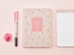 なかなかお気に入りが見つからないあなたに。手帳をカスタマイズしてみませんか