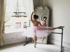 コスパ・優しさ・崩れにくさの三拍子。チャコットのベースコスメは普段使いでも大活躍。