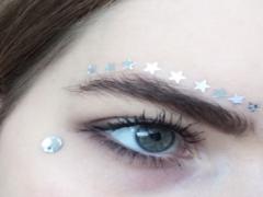 とりあえず太眉＝トレンドは遅れてる？淡色眉メイクにアップデートせよ