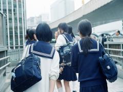 〝え？ワタシだけ？標準語じゃないの？〟方言で巡る上京物語、vs 標準語5round対決！