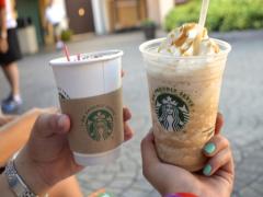スタバを賢く利用したい方へ。知られざるお得な割り引きサービス9選