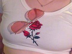 破裂しそうなプルリン感。爆発寸前"チェリーボム唇"で全視線を強奪する♡