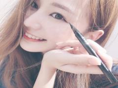 まつげを上げればグンっと目も大きく。ホットビューラーのすすめ