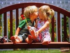 透き通るようなその目に、惹かれました。彼を魅了する美しい瞳のつくり方。