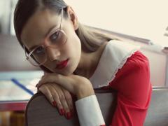 「爪じゃないの、お顔に塗るの。」ネイルポリッシュ風コスメ4選