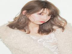 今1番なりたい肌♡ちゅるん肌を手に入れる「ピンクハイライト」が今季マストBUYコスメ