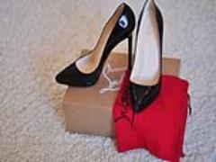 手に入らなくても憧れたい♡ルブタンネイルで大人の女に近づいて