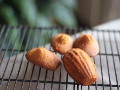 コロンとウマかわ♡自分で作れちゃうマドレーヌの簡単レシピ