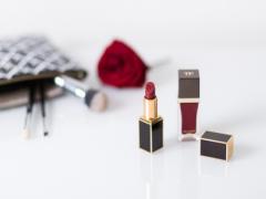 色ではなく、名前に惚れた。商品名にきゅんとするロマンチックな口紅たち