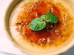 プリンでもなく、ブリュレでもない。半冷凍のまま食べるカタラーナ