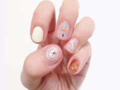 小さな爪に物語いっぱい詰め込んで。温もり感じる「#ひらつめ」ネイル