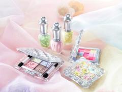 【新作】うるうるキラキラ。パケ買い必至のキラキラコスメ特集♡