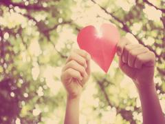 キスしたくなる魅惑の唇完成♡春色リップで恋のスイッチON！