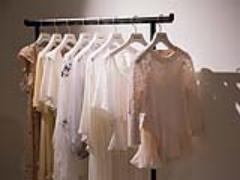 楽ちんなのに色っぽ♡snidelスタッフ高橋志穂の“春フェミニン”な７日間コーデ。