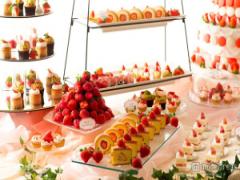 豪華いちごスイーツが食べ放題！甘酸っぱい春の味覚を先取り