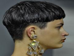 もう、ボーイッシュって呼ばせない。女っぽベリショはパーマで仕上げる