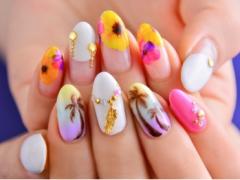 旅行に向けてそろそろ本番！短期ガッツリ派or長期シンプル派さん別リゾートネイル♡