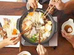 定番鍋はもう飽きた貴女に。「おいしそう♡」が溢れだす、ちょっと変わった鍋レシピ10選