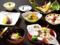 名古屋伏見のビジネス街でみつけた！人気のランチ10選