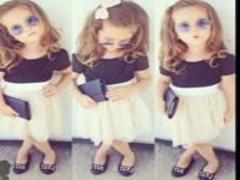 ”青”流行はコスメだけじゃない。クールで美人な青を指先にも取り入れて