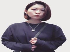 髪をなびかせて街を歩きたいなら。ストレートアイロンで簡単にイメチェン♡