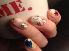 お洋服だけじゃ物足りないっ！"ランジェリーネイル"で色っぽ指先手に入れて。