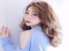 決め手はオレンジでした。これでフェミニンガールの完成です！