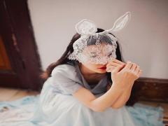 アフター5の変身タイムは〝スマートコスメ〟で即席！うるツヤ美人EYEになるの