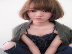 派手過ぎず、地味過ぎず。"アッシュベージュカラー"でつくる相性抜群スタイル