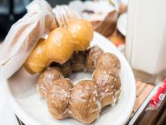 お餅で作る、揚げないもちもちドーナツ♡あのポンデリングをお家で再現！？