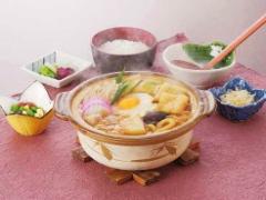 寒い時期にぴったり！冬の定番メニューは鍋焼きうどんレシピで決まり♩