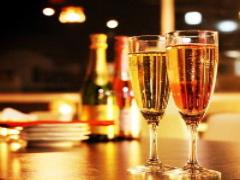 ちょっと一杯飲みたい時に。新宿で素敵なバータイムを過ごしましょう